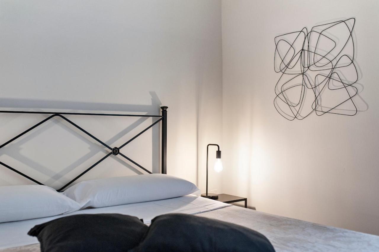 Vittorio Emanuele 6 Old Town - Lecce Selection Apartment ภายนอก รูปภาพ