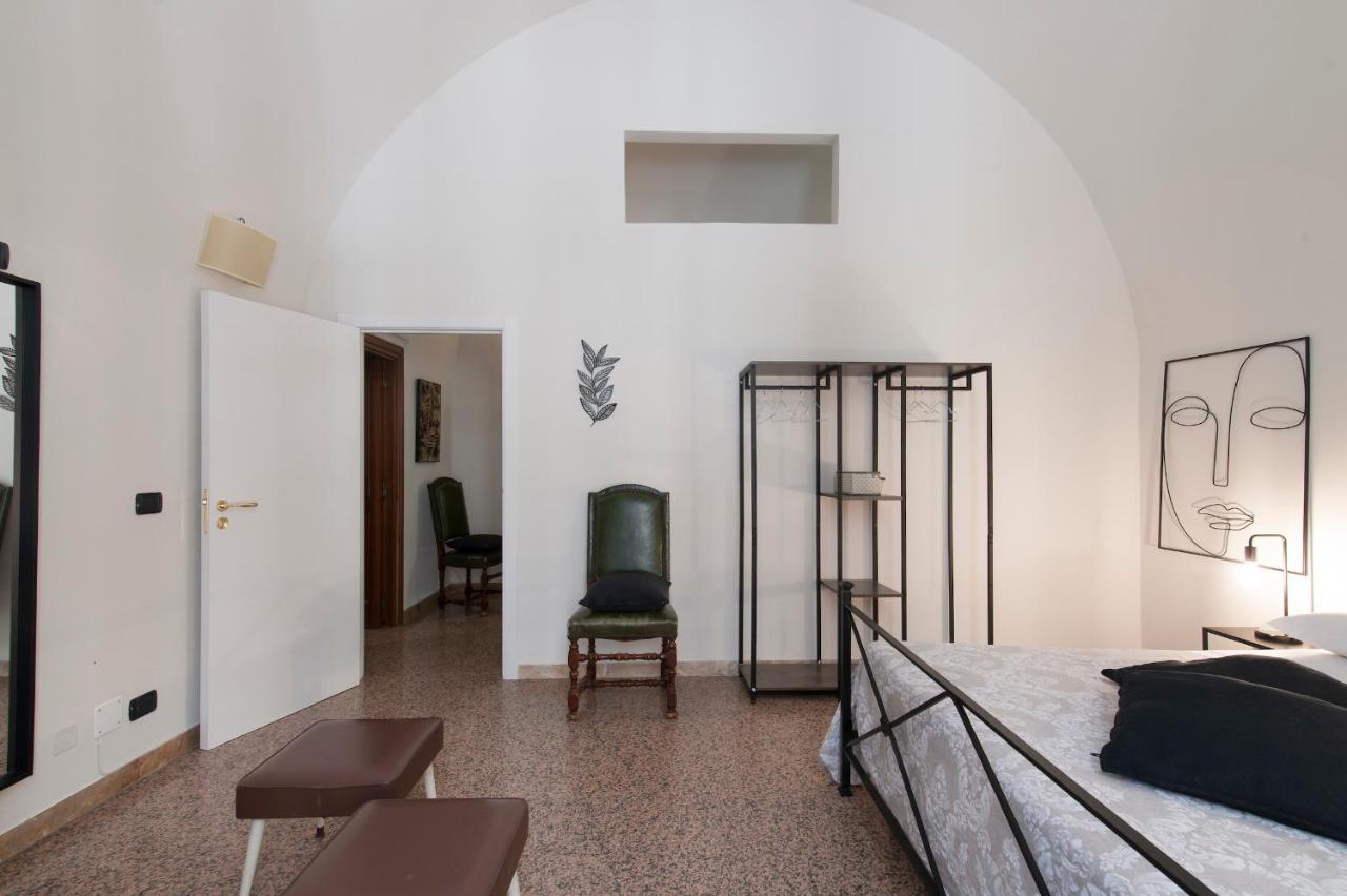 Vittorio Emanuele 6 Old Town - Lecce Selection Apartment ภายนอก รูปภาพ