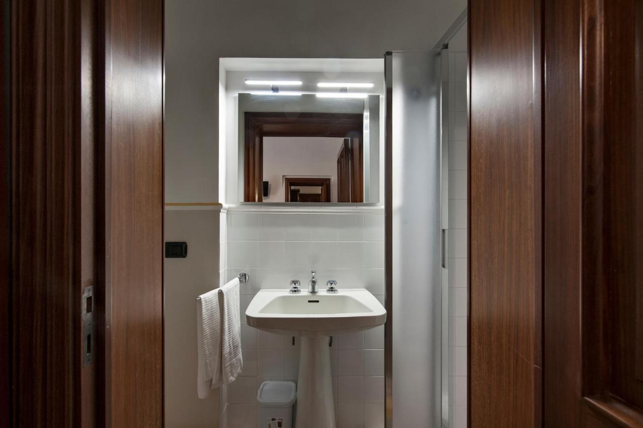 Vittorio Emanuele 6 Old Town - Lecce Selection Apartment ภายนอก รูปภาพ